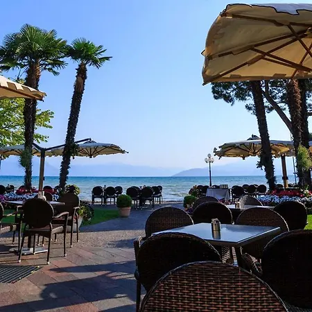 Wine Lugana Parco Al Отель